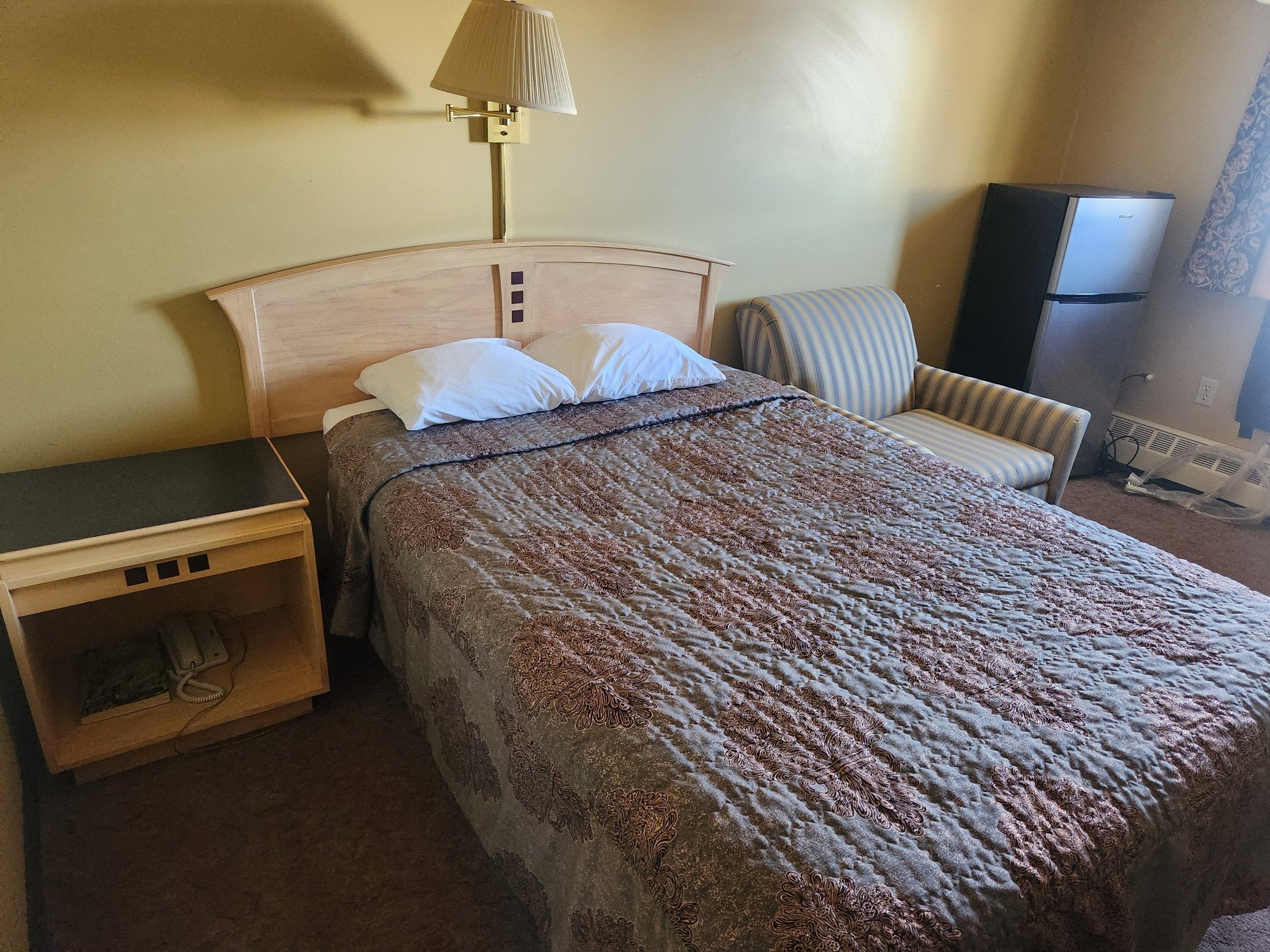Hardisty Motel מראה חיצוני תמונה